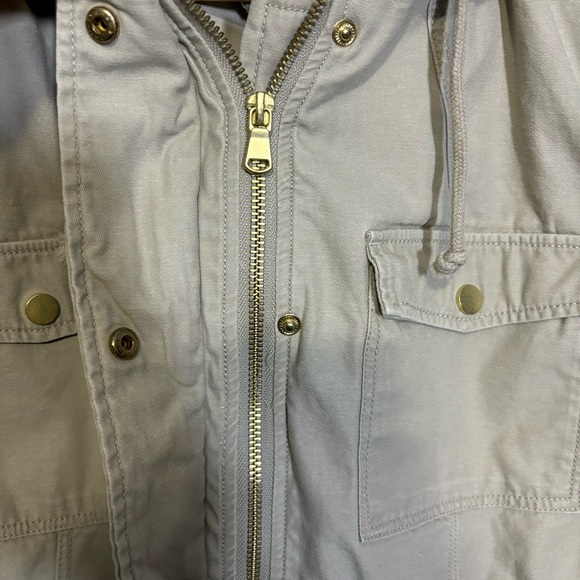 H&M Light Zip Up Jacket - Size US 10 Beige - Picture 4 of 6